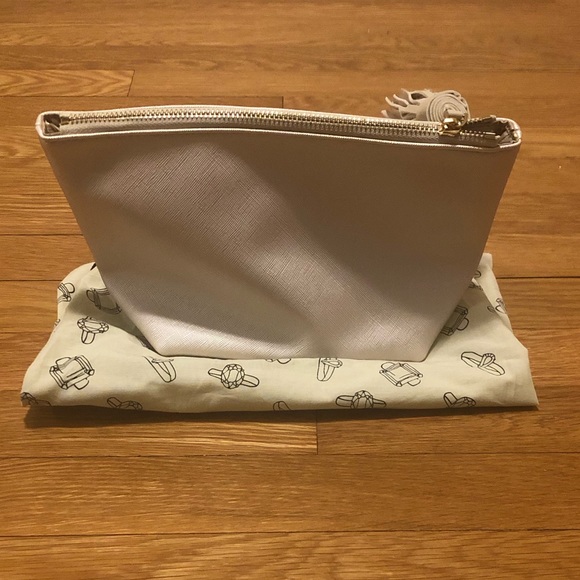 Deux Lux bride travel bag - barely used - Picture 4 of 7